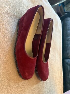 Women’s Burgundy Suede Ballet Flat Rosina Ferragamo Schiavone Heels